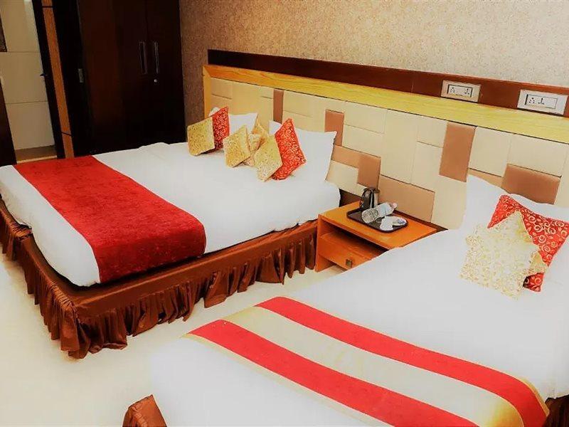 The Ashoka Hotel Indore Ngoại thất bức ảnh