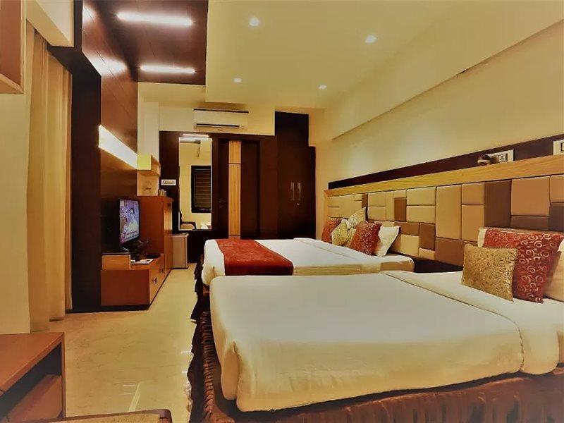 The Ashoka Hotel Indore Ngoại thất bức ảnh