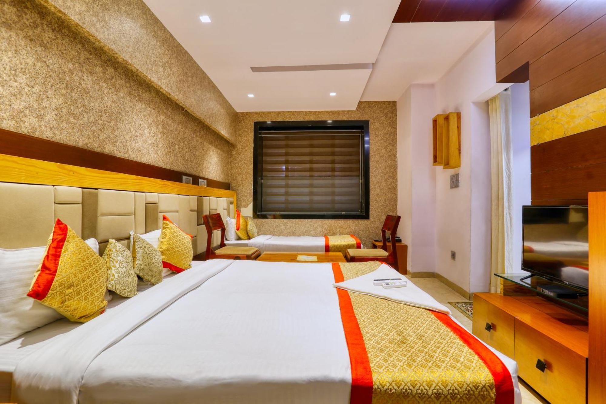 The Ashoka Hotel Indore Ngoại thất bức ảnh