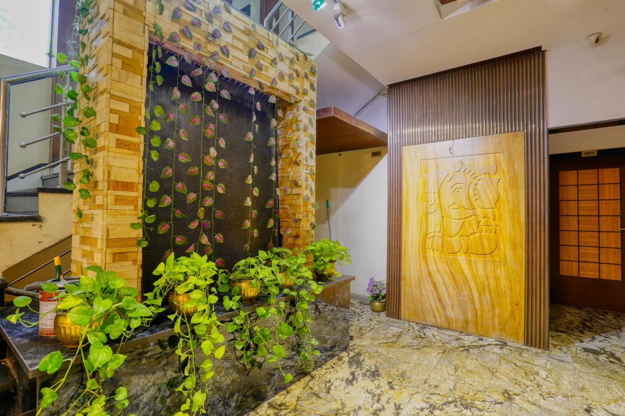 The Ashoka Hotel Indore Ngoại thất bức ảnh