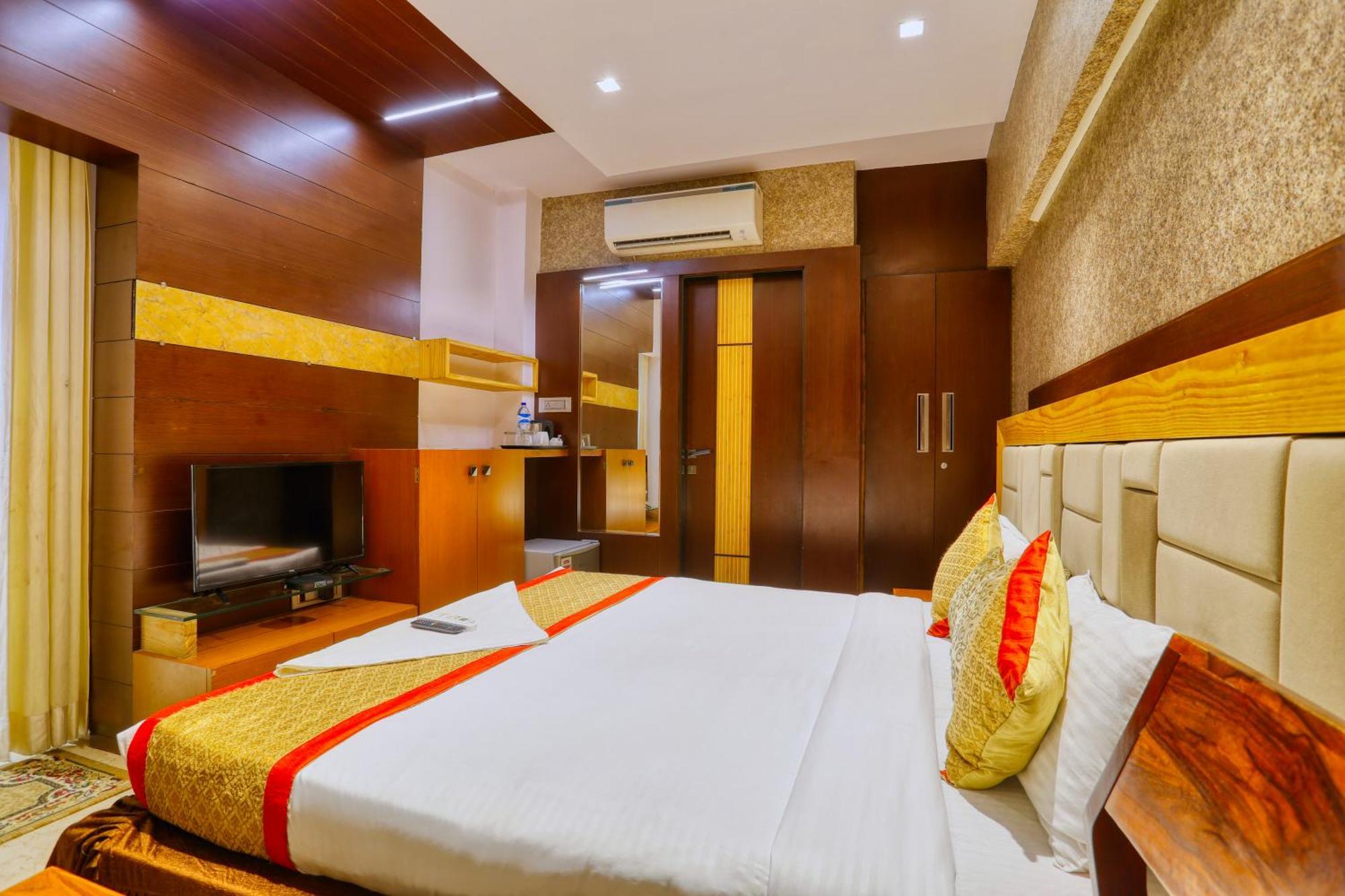The Ashoka Hotel Indore Ngoại thất bức ảnh