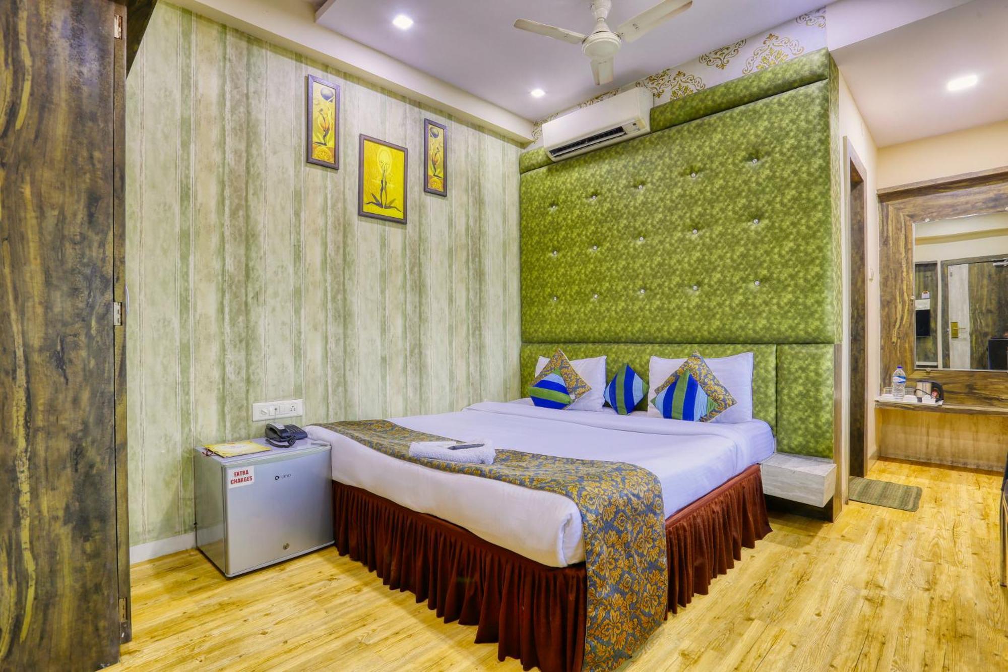 The Ashoka Hotel Indore Ngoại thất bức ảnh