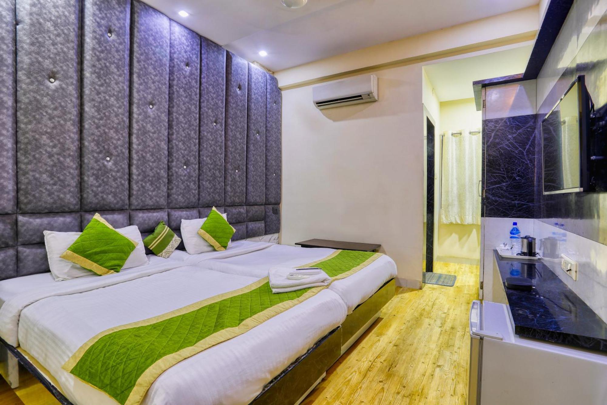 The Ashoka Hotel Indore Ngoại thất bức ảnh