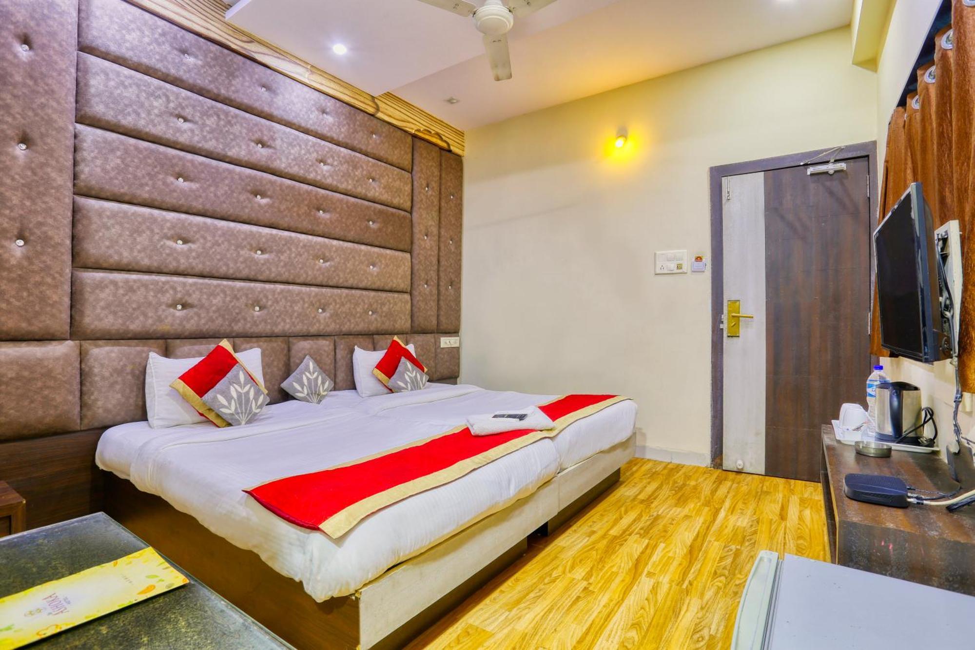 The Ashoka Hotel Indore Ngoại thất bức ảnh