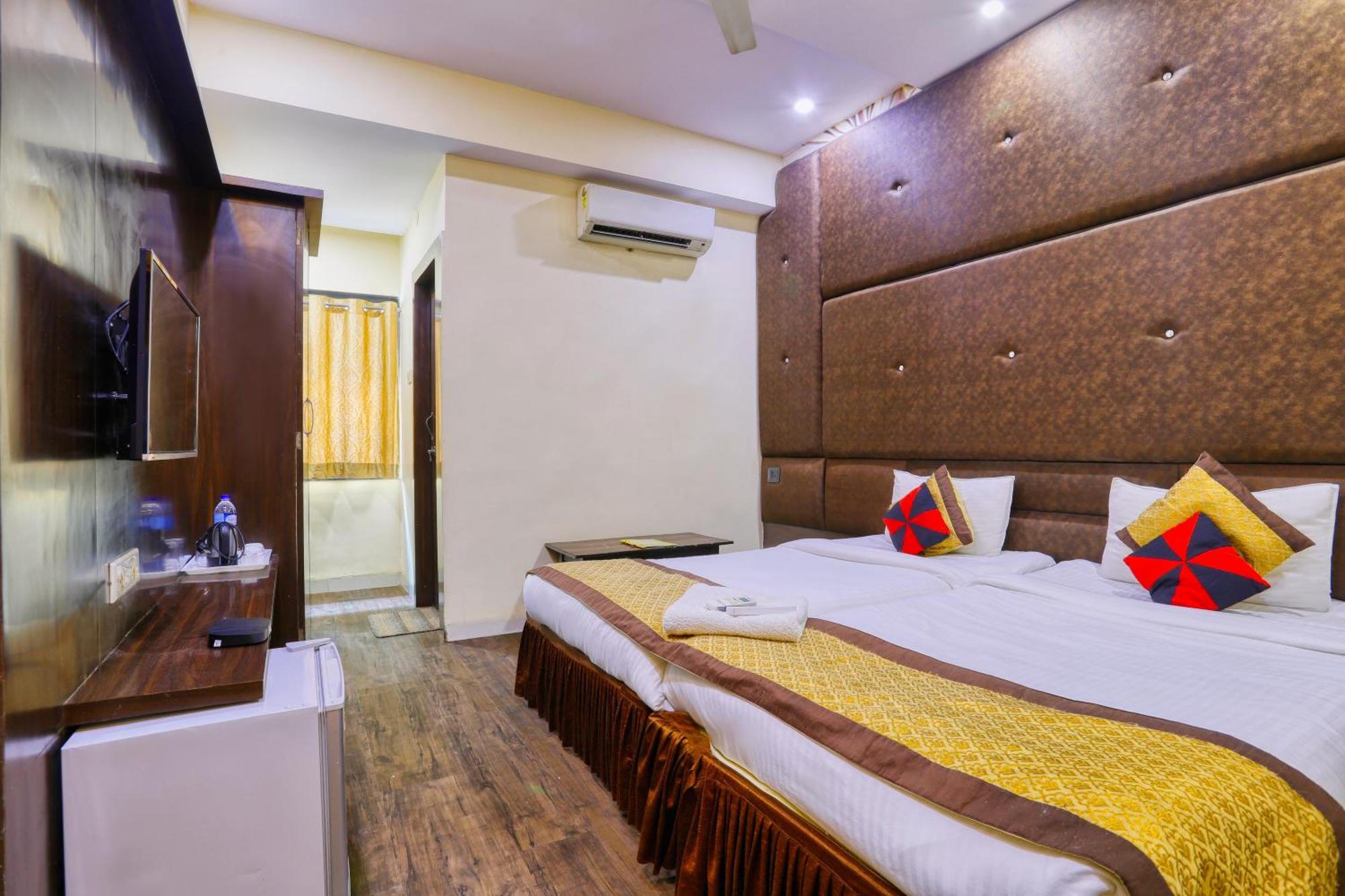 The Ashoka Hotel Indore Ngoại thất bức ảnh