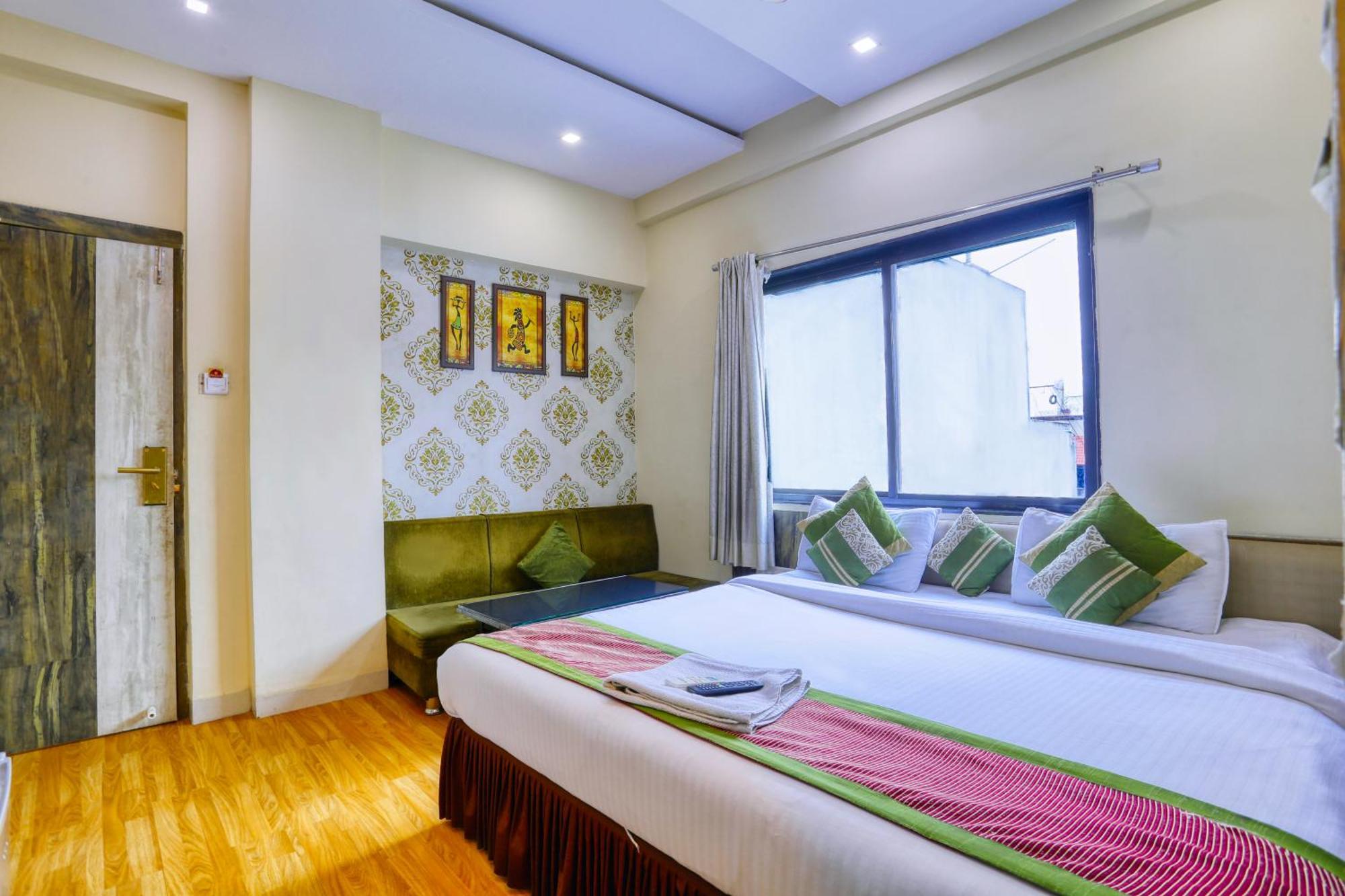 The Ashoka Hotel Indore Ngoại thất bức ảnh